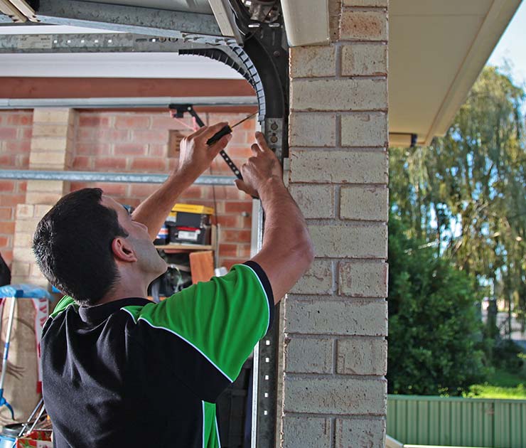 Roller shutter repairs Melbourne